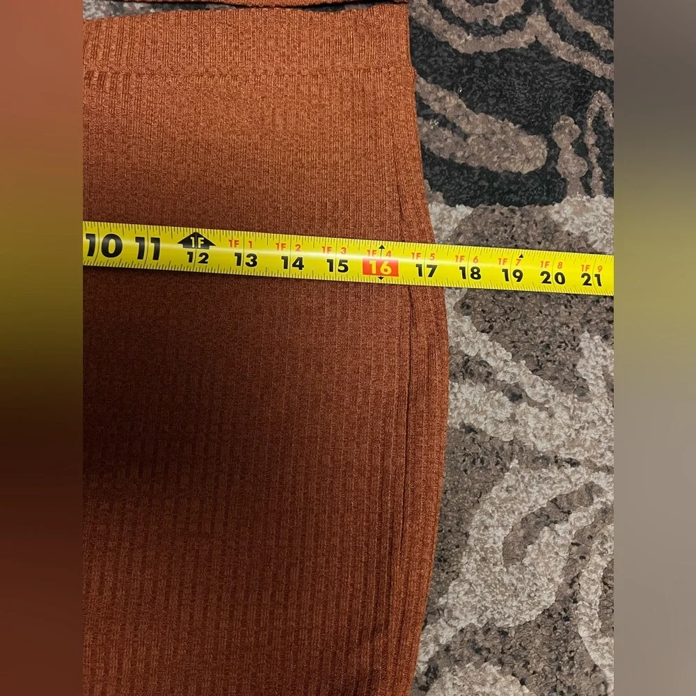 Rust Ribbed Skirt - Picture 3 of 9